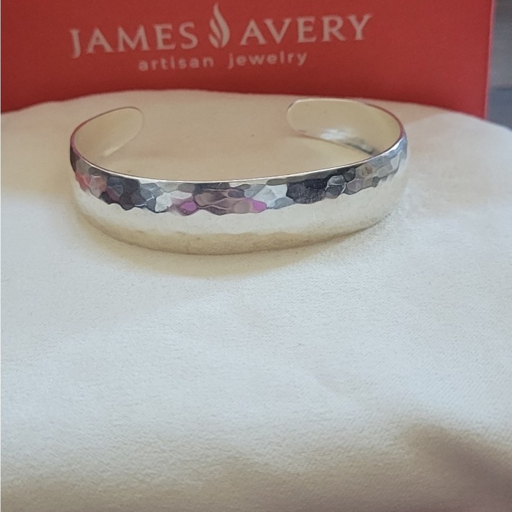 Retired James Avery Sterling Silver Hammered Divina Cuff